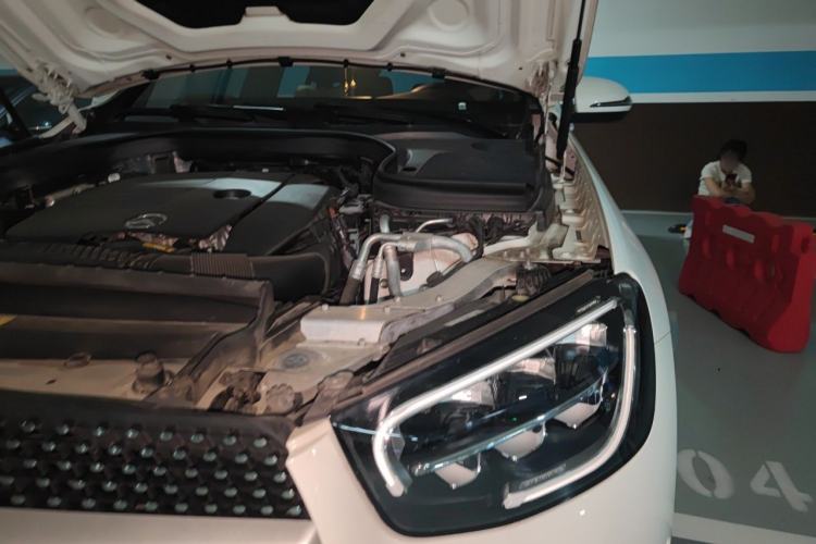 Used Mercedes-Benz GLC 2021 GLC 300 L 4MATIC Dynamic Model Engine Bay Left