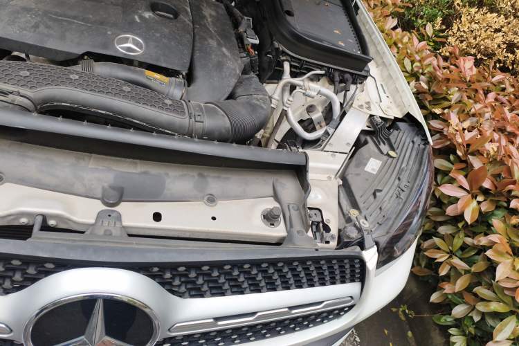 Used Mercedes-Benz GLC 2021 GLC 300 L 4MATIC Dynamic Model Engine Bay Left