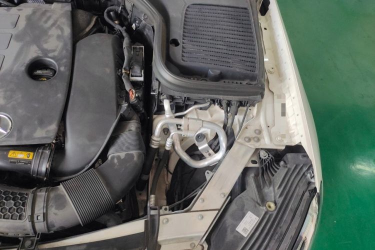 Used Mercedes-Benz GLC 2021 GLC 260 L 4MATIC Luxury Model Engine Bay Left