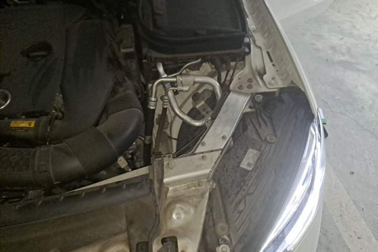 Used Mercedes-Benz GLC 2021 GLC 300 L 4MATIC Dynamic Model Engine Bay Left