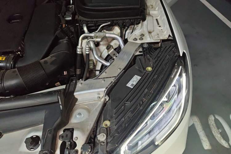 Used Mercedes-Benz GLC 2021 GLC 260 L 4MATIC Dynamic Edition Engine Bay Left