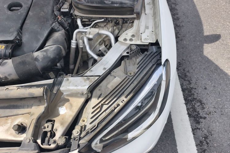 Used Mercedes-Benz GLC 2021 GLC 260 L 4MATIC Luxury Model Engine Bay Left