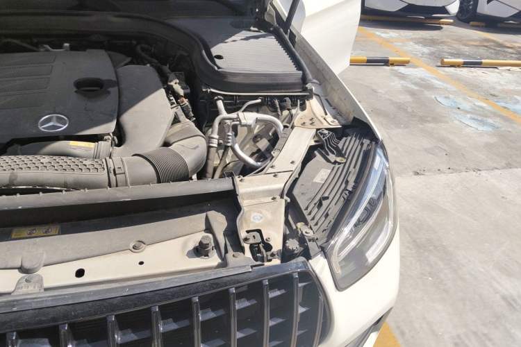 Used Mercedes-Benz GLC 2021 GLC 260 L 4MATIC Luxury Model Engine Bay Left