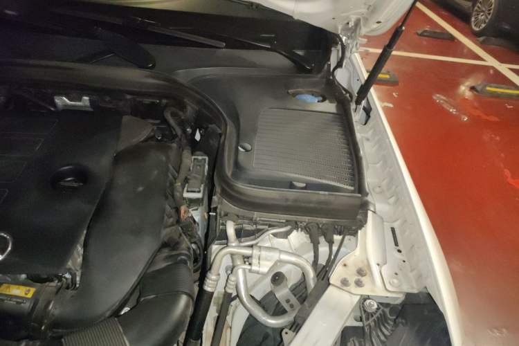Used Mercedes-Benz GLC 2021 GLC 260 L 4MATIC Luxury Model Engine Bay Left