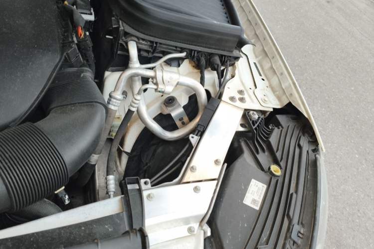 Used Mercedes-Benz GLC 2021 GLC 260 L 4MATIC Dynamic Edition Engine Bay Left