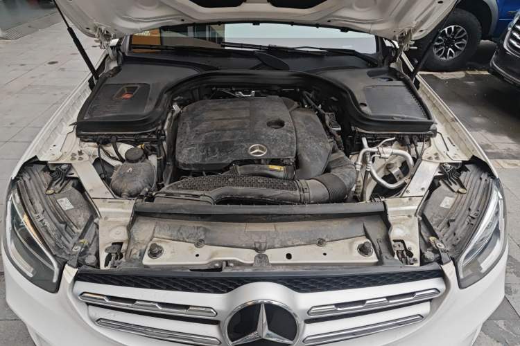 Used Mercedes-Benz GLC 2021 GLC 260 L 4MATIC Dynamic Edition Engine Bay
