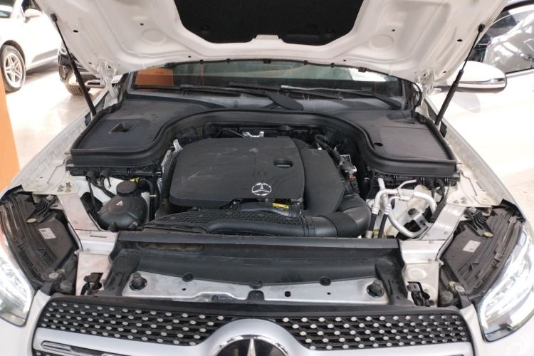 Used Mercedes-Benz GLC 2021 GLC 300 L 4MATIC Dynamic Model Engine Bay