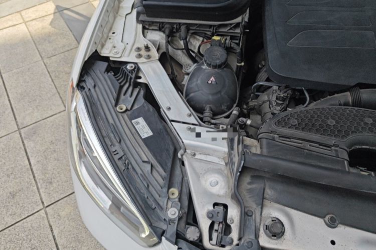 Used Mercedes-Benz GLC 2021 GLC 260 L 4MATIC Luxury Model Engine Bay Right