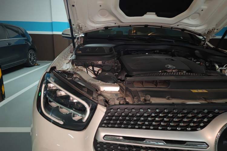 Used Mercedes-Benz GLC 2021 GLC 300 L 4MATIC Dynamic Model Engine Bay Right