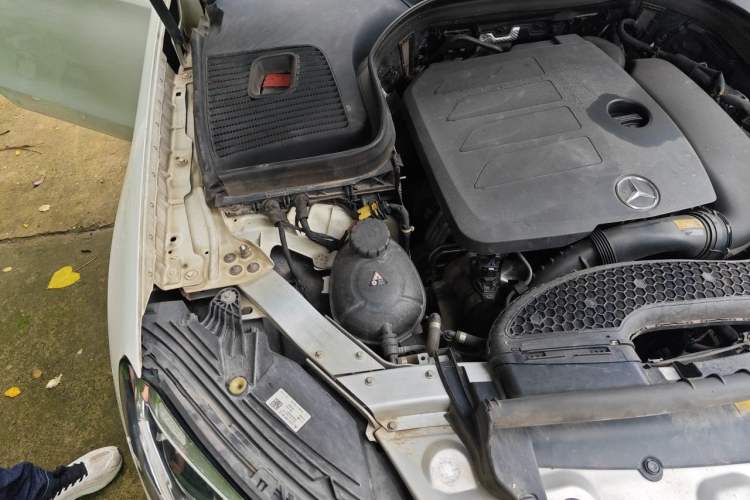 Used Mercedes-Benz GLC 2021 GLC 300 L 4MATIC Dynamic Model Engine Bay Right
