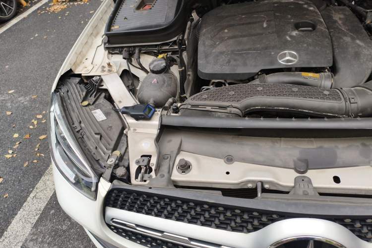 Used Mercedes-Benz GLC 2021 GLC 300 L 4MATIC Dynamic Model Engine Bay Right