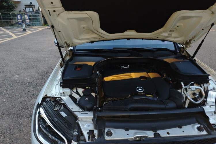 Used Mercedes-Benz GLC 2021 GLC 260 L 4MATIC Dynamic Edition Engine Bay Right