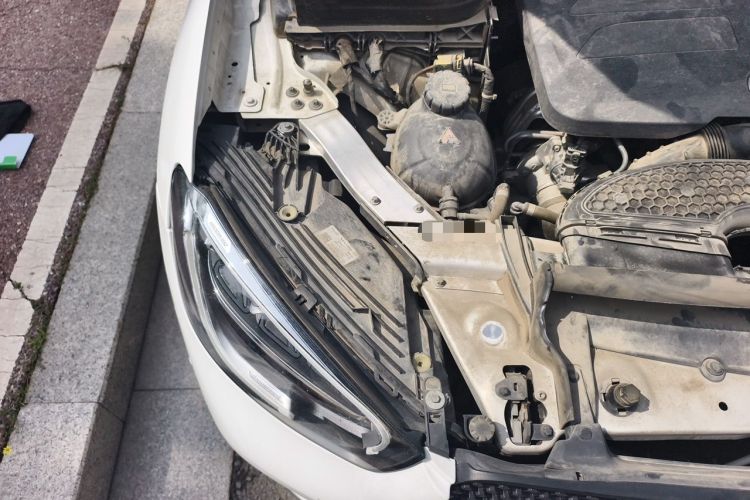 Used Mercedes-Benz GLC 2021 GLC 260 L 4MATIC Luxury Model Engine Bay Right