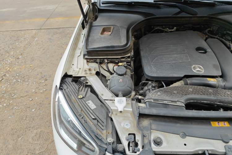 Used Mercedes-Benz GLC 2021 GLC 300 L 4MATIC Dynamic Model Engine Bay Right