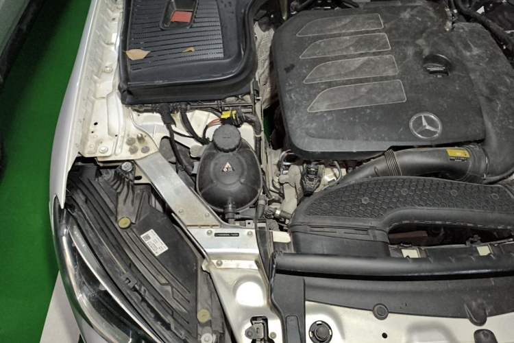 Used Mercedes-Benz GLC 2021 GLC 260 L 4MATIC Luxury Model Engine Bay Right