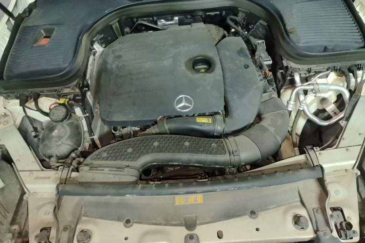 Used Mercedes-Benz GLC 2021 GLC 300 L 4MATIC Dynamic Model Engine Bay