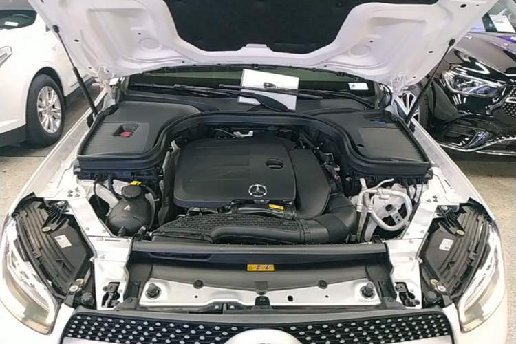 Used Mercedes-Benz GLC 2021 GLC 260 L 4MATIC Luxury Model Engine Bay