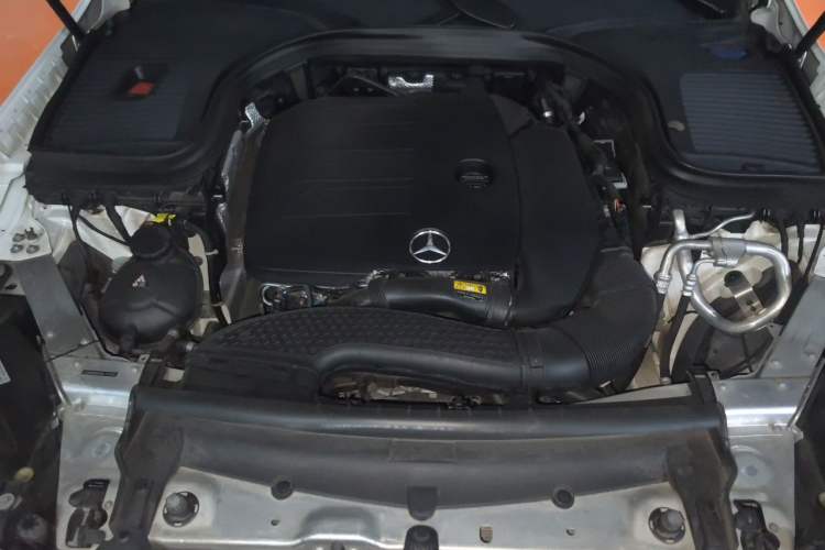 Used Mercedes-Benz GLC 2021 GLC 300 L 4MATIC Dynamic Model Engine Bay