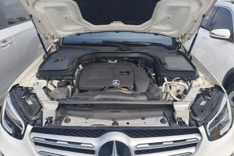 Used Mercedes-Benz GLC 2021 GLC 260 L 4MATIC Dynamic Edition Engine Bay