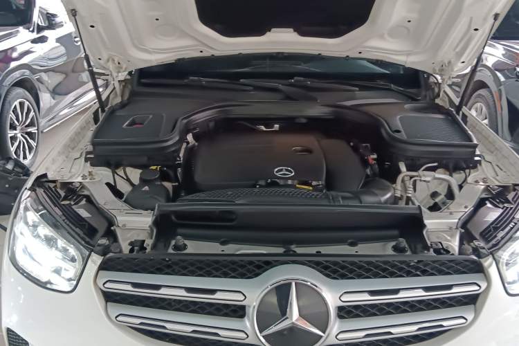 Used Mercedes-Benz GLC 2021 GLC 260 L 4MATIC Dynamic Edition Engine Bay
