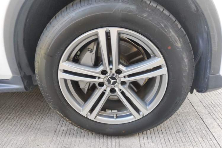 Used Mercedes-Benz GLC 2021 GLC 260 L 4MATIC Dynamic Edition Exterior 1
