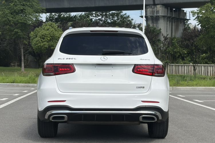 Used Mercedes-Benz GLC 2021 GLC 260 L 4MATIC Luxury Model Exterior 1