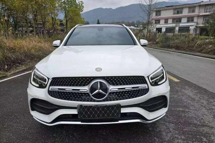 Used Mercedes-Benz GLC 2021 GLC 260 L 4MATIC Luxury Model Exterior 1