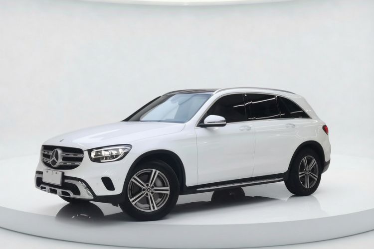 Used Mercedes-Benz GLC 2021 GLC 260 L 4MATIC Dynamic Edition Exterior 2