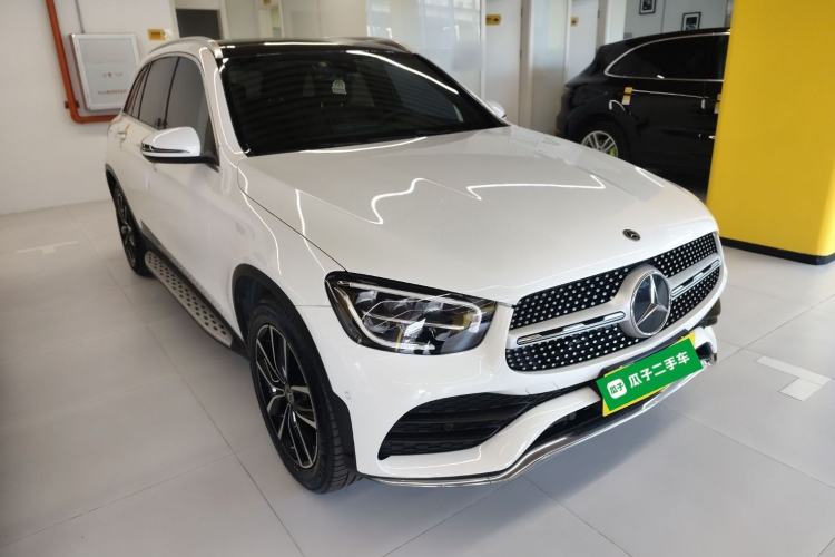 Used Mercedes-Benz GLC 2021 GLC 260 L 4MATIC Luxury Model Exterior 2