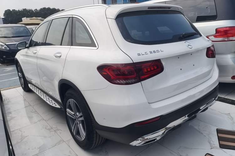 Used Mercedes-Benz GLC 2021 GLC 260 L 4MATIC Dynamic Edition Exterior 2