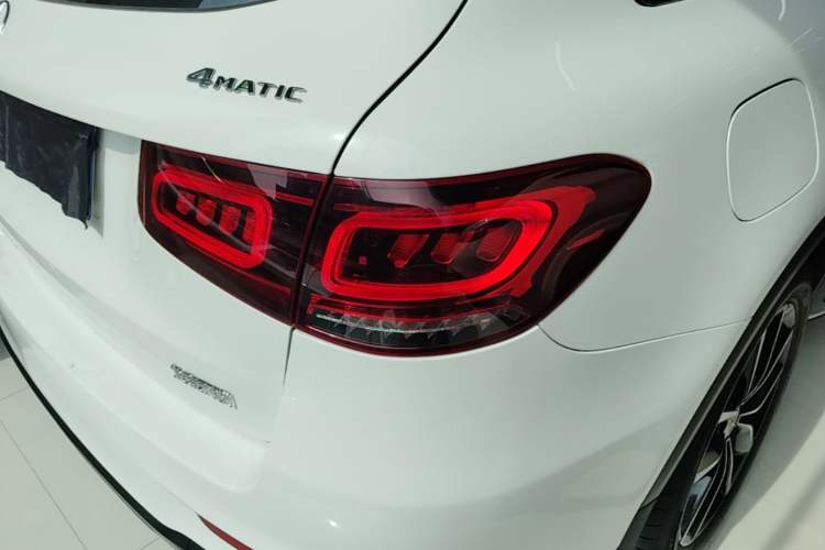 Used Mercedes-Benz GLC 2021 GLC 300 L 4MATIC Dynamic Model Exterior 3