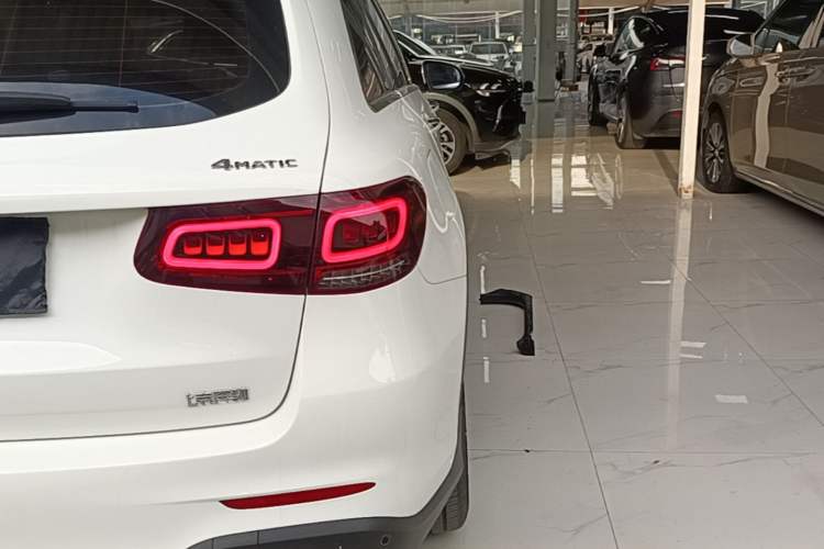 Used Mercedes-Benz GLC 2021 GLC 300 L 4MATIC Dynamic Model Exterior 3