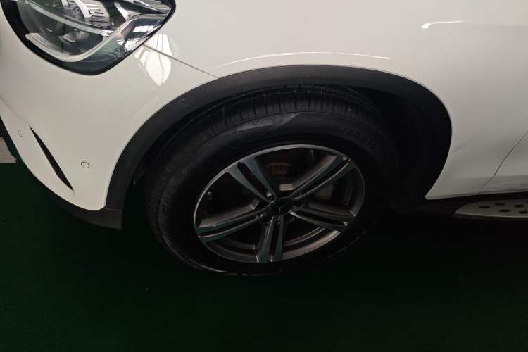 Used Mercedes-Benz GLC 2021 GLC 260 L 4MATIC Dynamic Edition Exterior 3