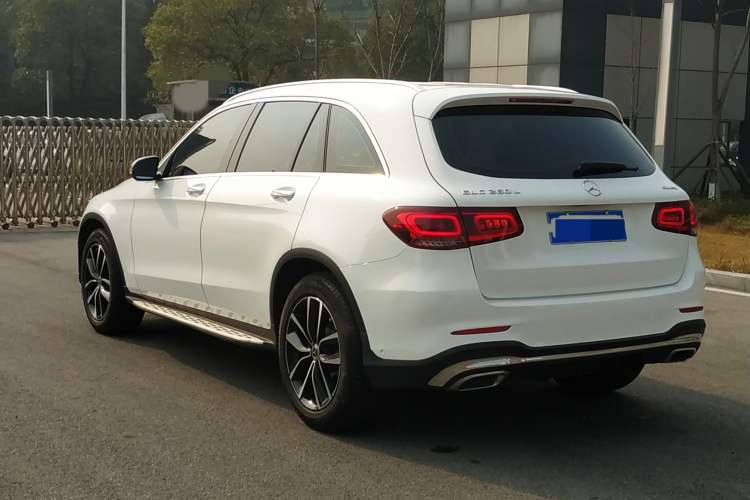 Used Mercedes-Benz GLC 2021 GLC 260 L 4MATIC Luxury Model Exterior 3