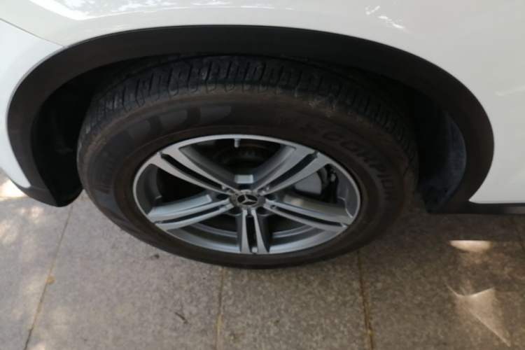 Used Mercedes-Benz GLC 2021 GLC 260 L 4MATIC Dynamic Edition Exterior 4