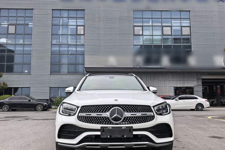 Used Mercedes-Benz GLC 2021 GLC 260 L 4MATIC Luxury Model Exterior 4