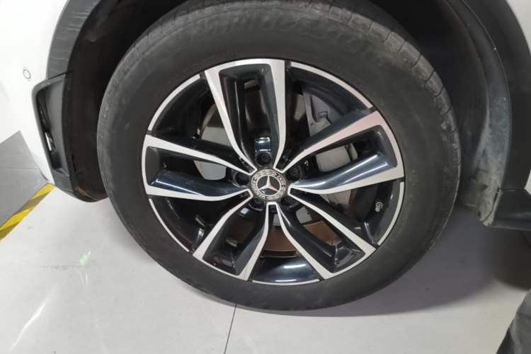 Used Mercedes-Benz GLC 2021 GLC 300 L 4MATIC Dynamic Model Exterior 4