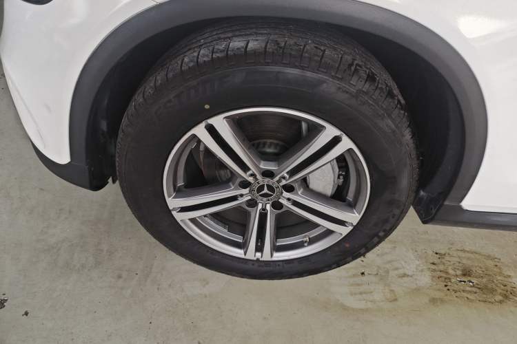 Used Mercedes-Benz GLC 2021 GLC 260 L 4MATIC Dynamic Edition Exterior 4