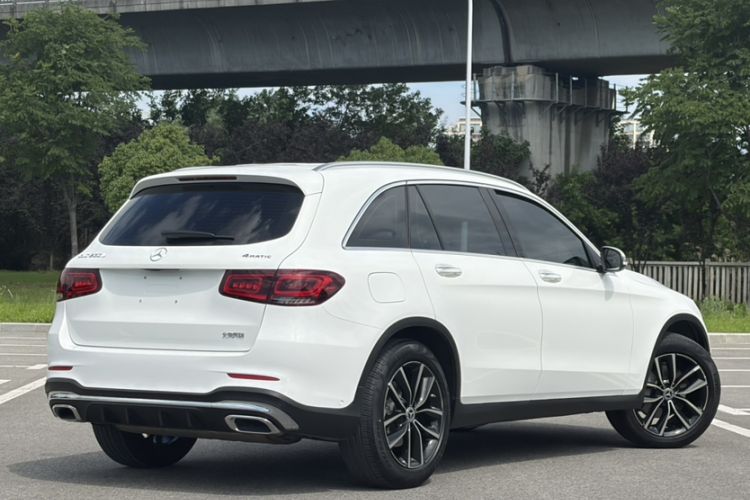 Used Mercedes-Benz GLC 2021 GLC 260 L 4MATIC Luxury Model Exterior 5