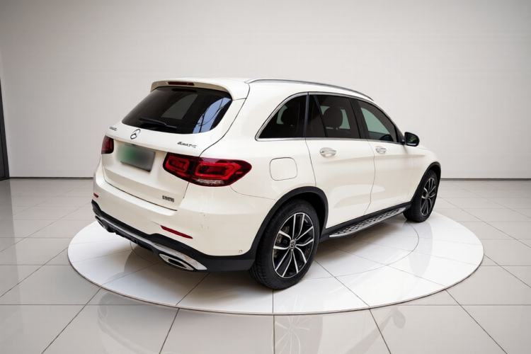 Used Mercedes-Benz GLC 2021 GLC 260 L 4MATIC Luxury Model Exterior 5