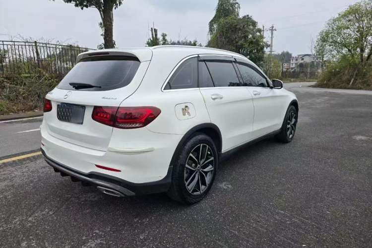 Used Mercedes-Benz GLC 2021 GLC 260 L 4MATIC Luxury Model Exterior 5