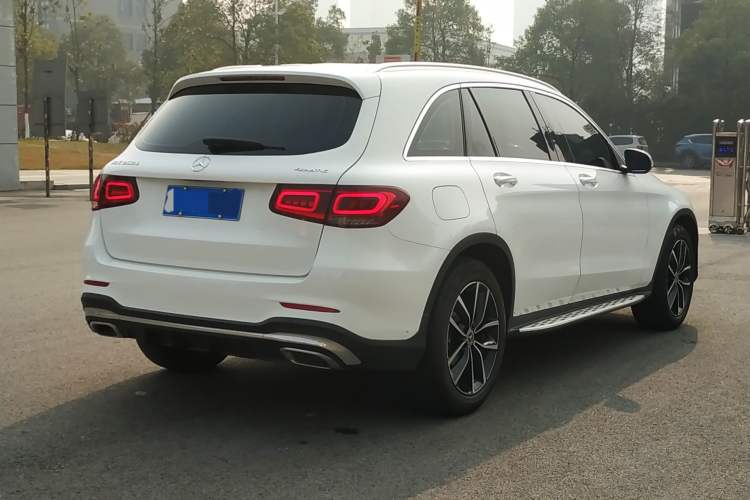 Used Mercedes-Benz GLC 2021 GLC 260 L 4MATIC Luxury Model Exterior 5