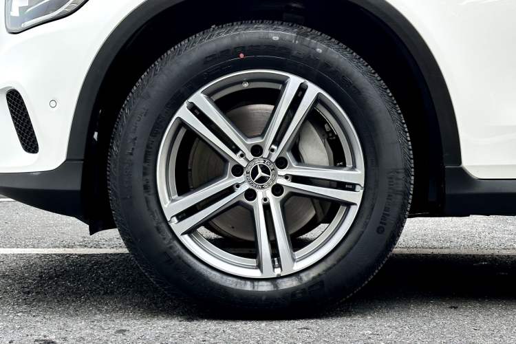 Used Mercedes-Benz GLC 2021 GLC 260 L 4MATIC Dynamic Edition Exterior 6
