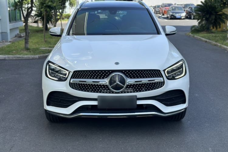 Used Mercedes-Benz GLC 2021 GLC 260 L 4MATIC Luxury Model Exterior 6