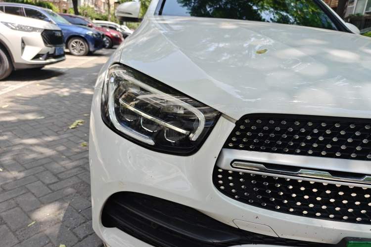 Used Mercedes-Benz GLC 2021 GLC 260 L 4MATIC Luxury Model Exterior 6