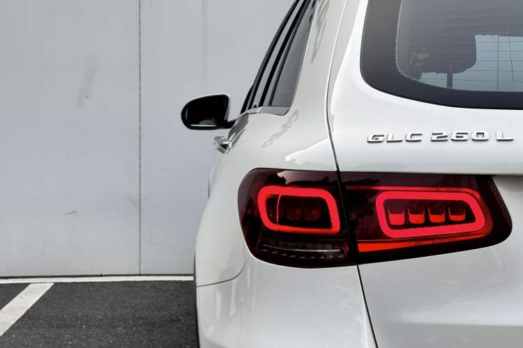 Used Mercedes-Benz GLC 2021 GLC 260 L 4MATIC Dynamic Edition Exterior 7