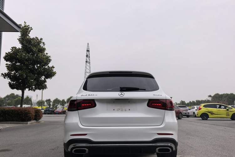 Used Mercedes-Benz GLC 2021 GLC 260 L 4MATIC Luxury Model Exterior 8
