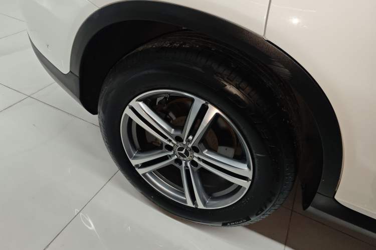 Used Mercedes-Benz GLC 2021 GLC 260 L 4MATIC Dynamic Edition Exterior 8