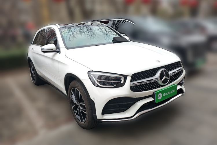 Used Mercedes-Benz GLC 2021 GLC 260 L 4MATIC Luxury Model Front Right 45 Deg