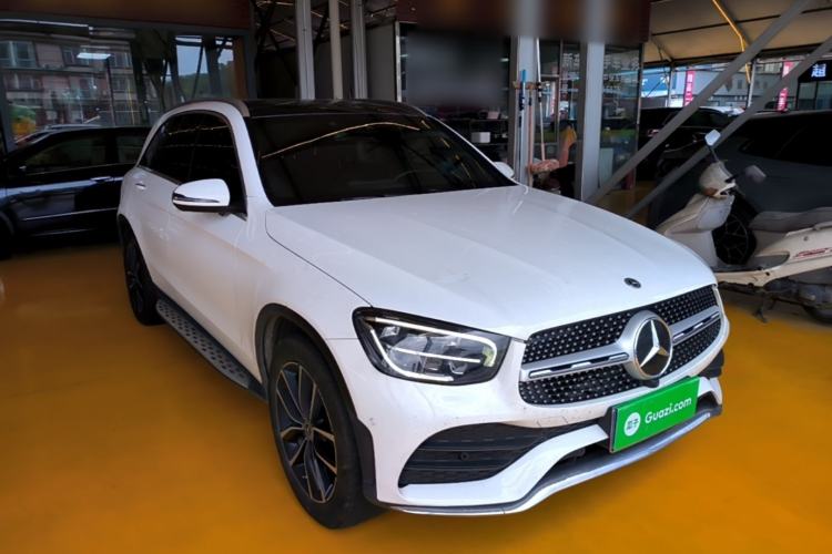 Used Mercedes-Benz GLC 2021 GLC 300 L 4MATIC Dynamic Model Front Right 45 Deg